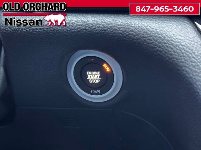 Used 2026 Chrysler Pacifica Limited FWD image 19