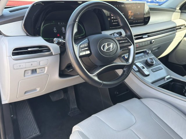 Used 2024 Hyundai Palisade SEL FWD image 18