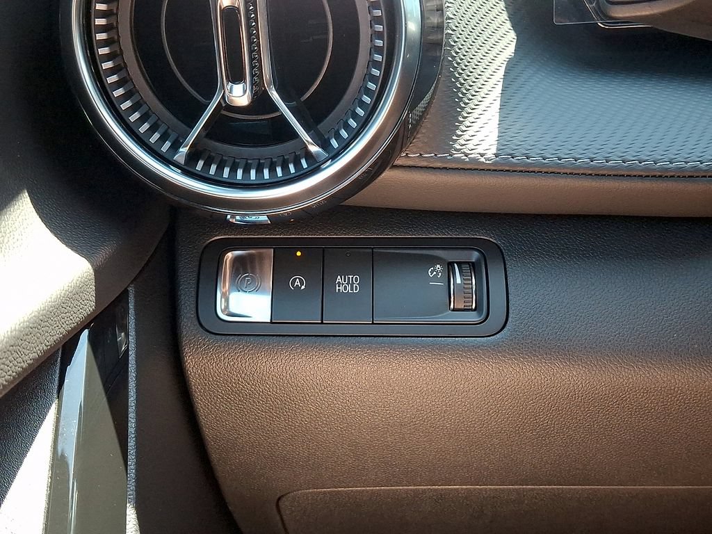 New 2026 Chevrolet Equinox LT w/ Safety and Technology Package FWD image 15