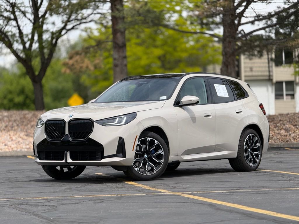 Used 2025 BMW X3 xDrive30i w/ Premium Package AWD/4WD image 1
