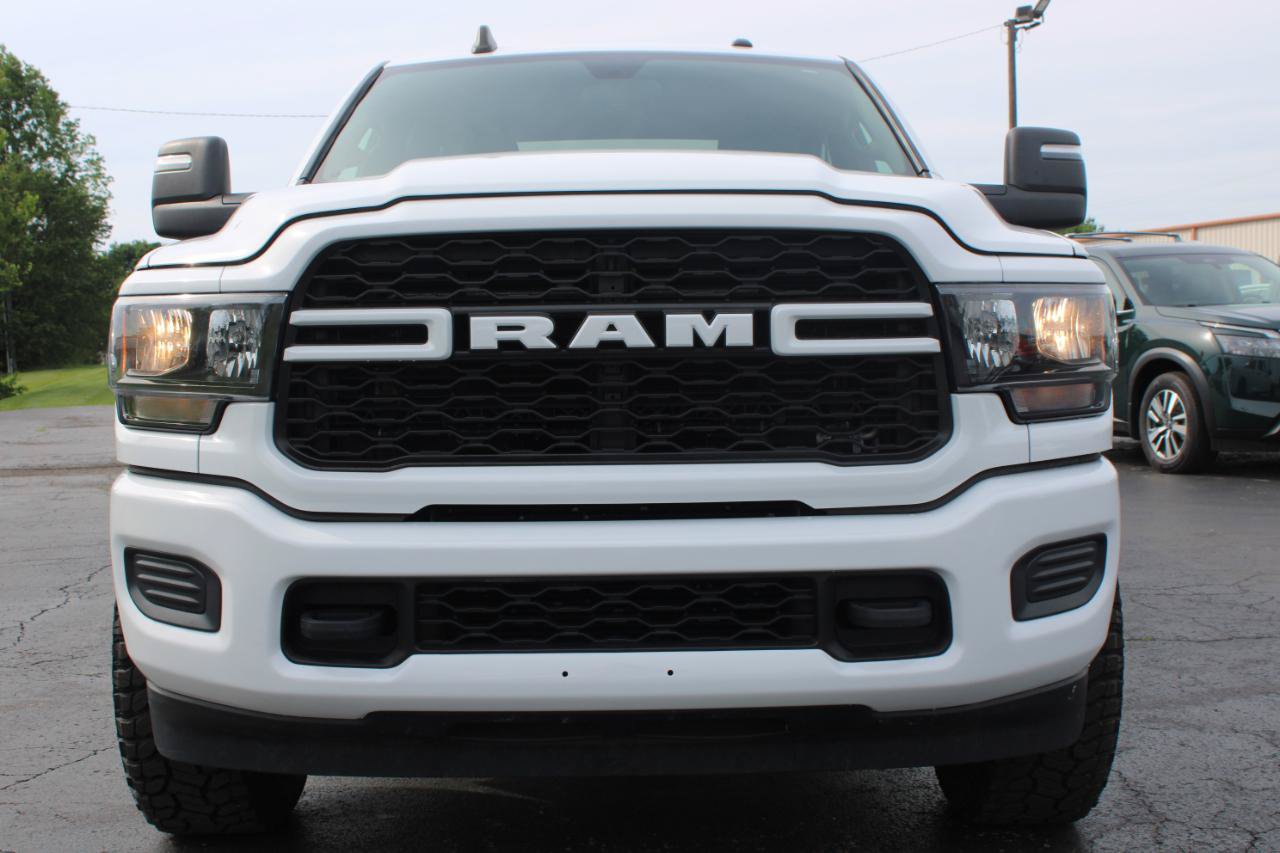 Used 2023 RAM 3500 Tradesman AWD/4WD image 2