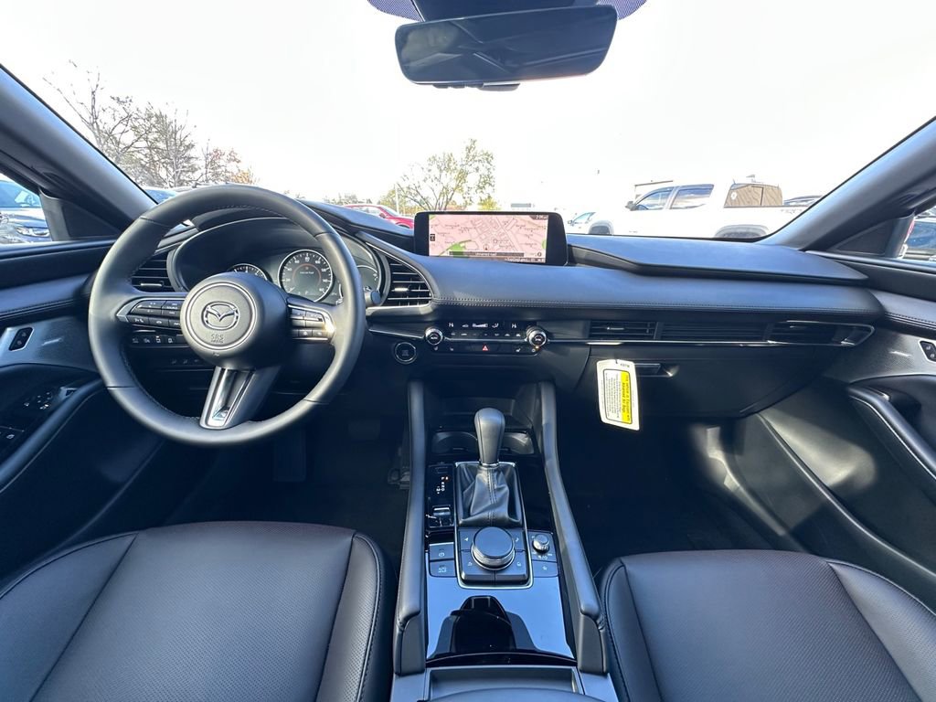 New 2026 MAZDA MAZDA3 Hatchback w/Premium Plus Pkg image 18