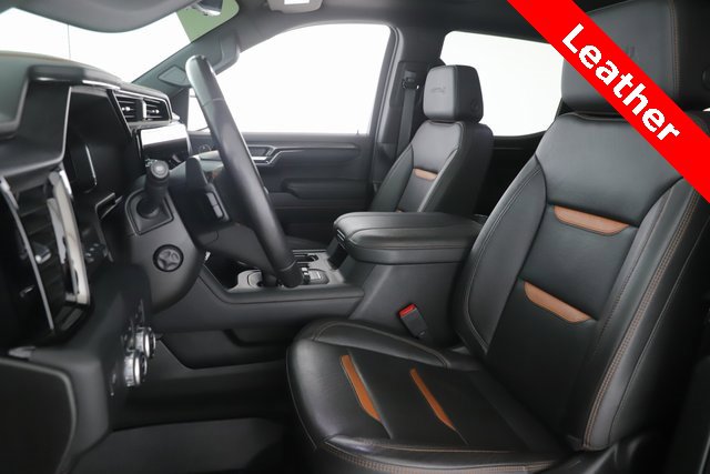 Used 2023 GMC Sierra 1500 AT4 w/ Technology Package image 16