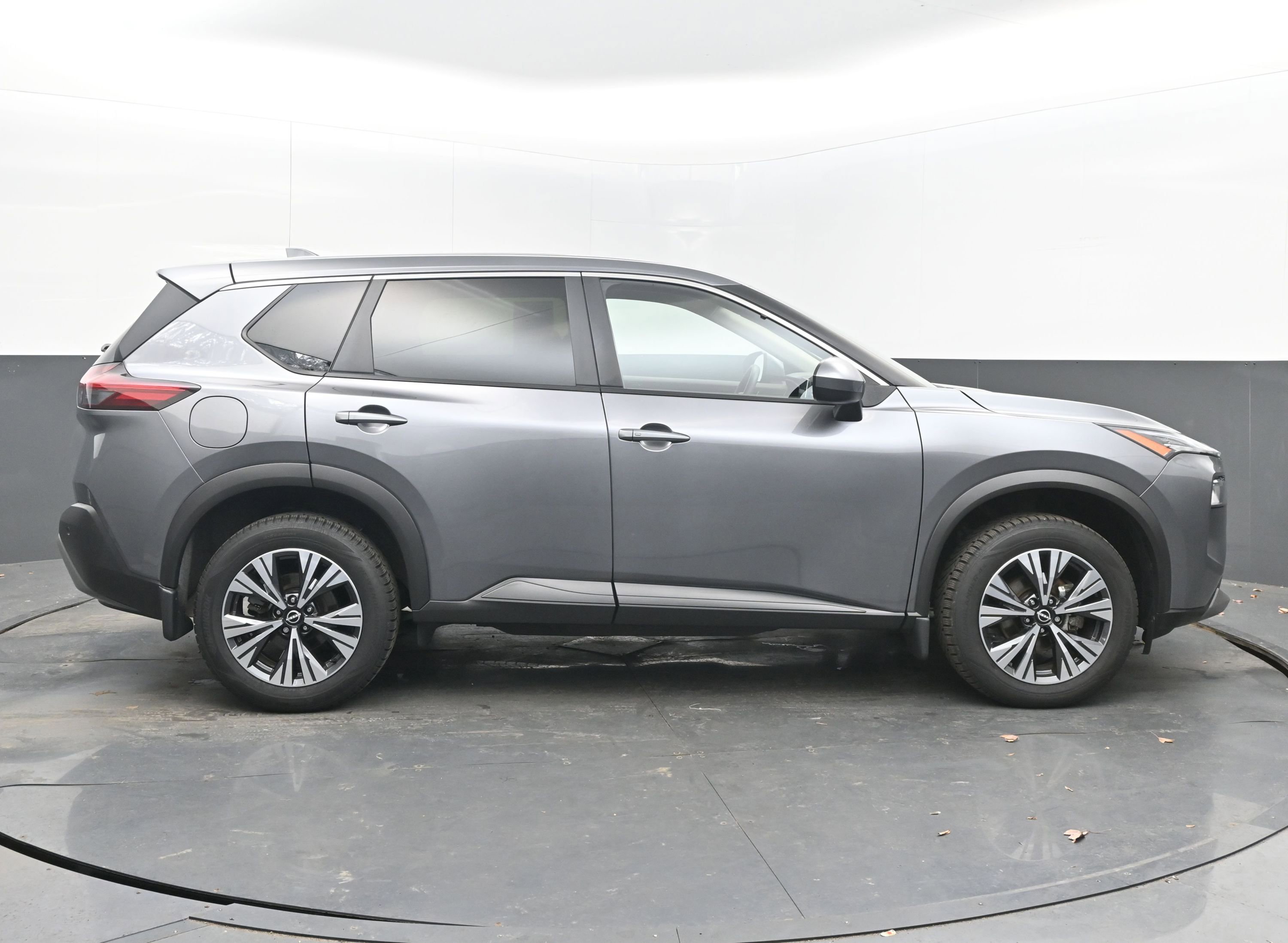 Certified 2023 Nissan Rogue SV image 8