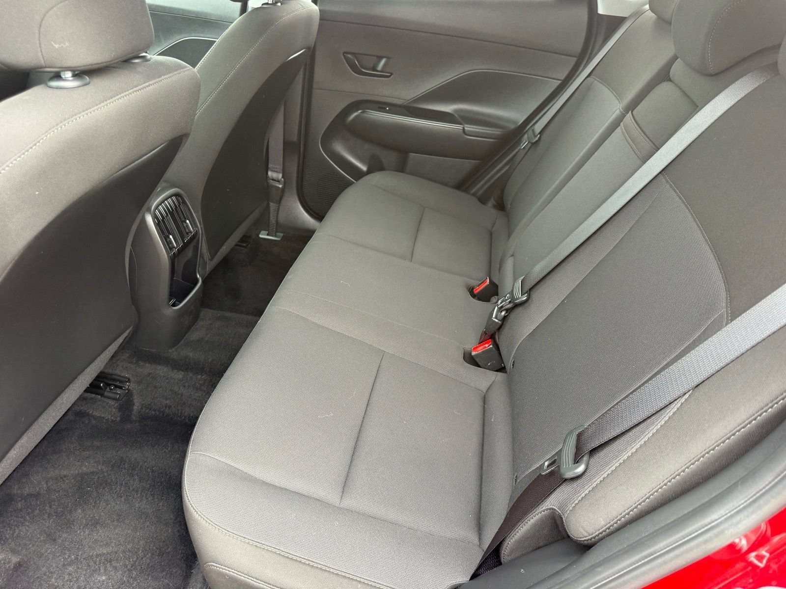 Used 2025 Hyundai Kona SEL FWD image 26