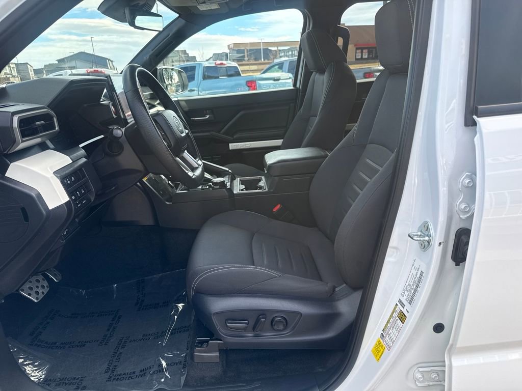 Used 2024 Toyota Tacoma TRD Sport w/ TRD Sport Upgrade Package image 9
