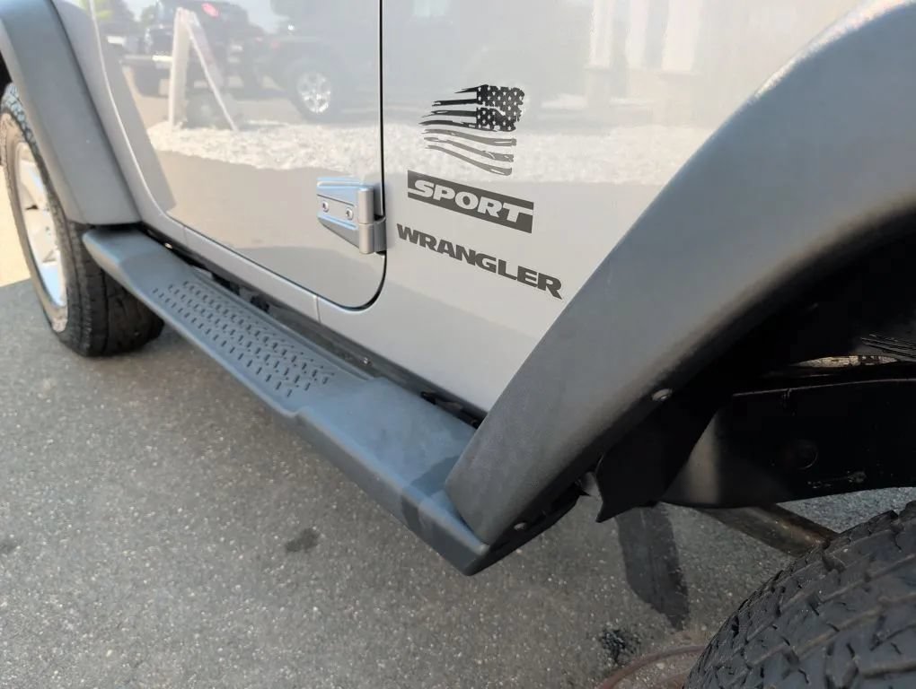 Used 2015 Jeep Wrangler Sport w/ Quick Order Package 24S AWD/4WD image 16