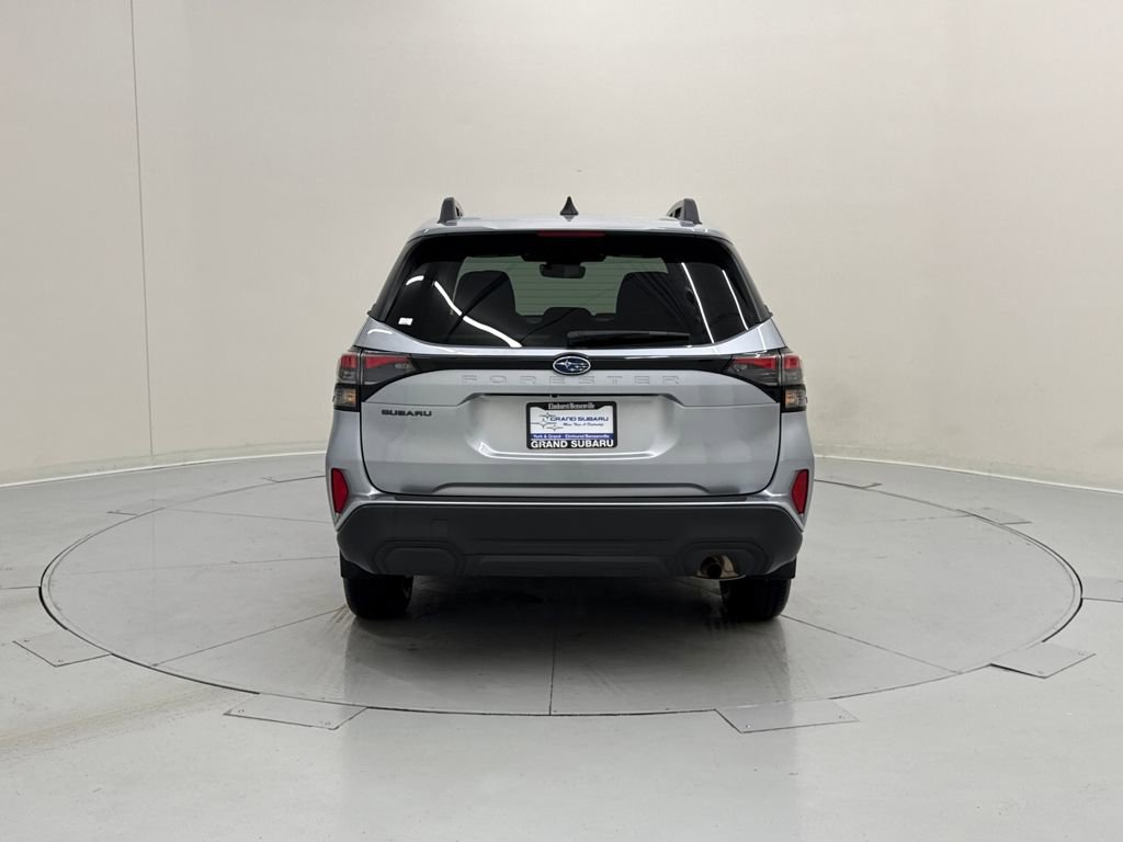 Used 2026 Subaru Forester Premium image 5