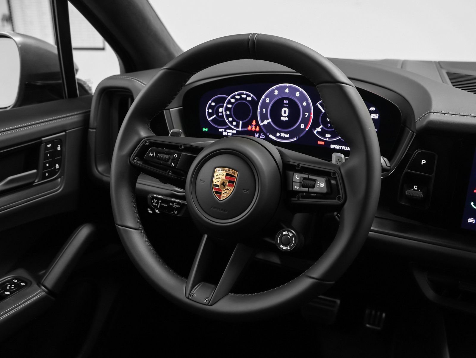New 2026 Porsche Cayenne GTS AWD/4WD image 39