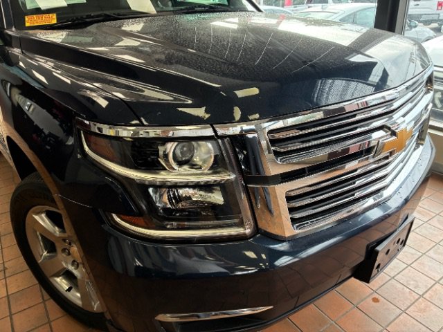Used 2019 Chevrolet Tahoe Premier AWD/4WD image 2