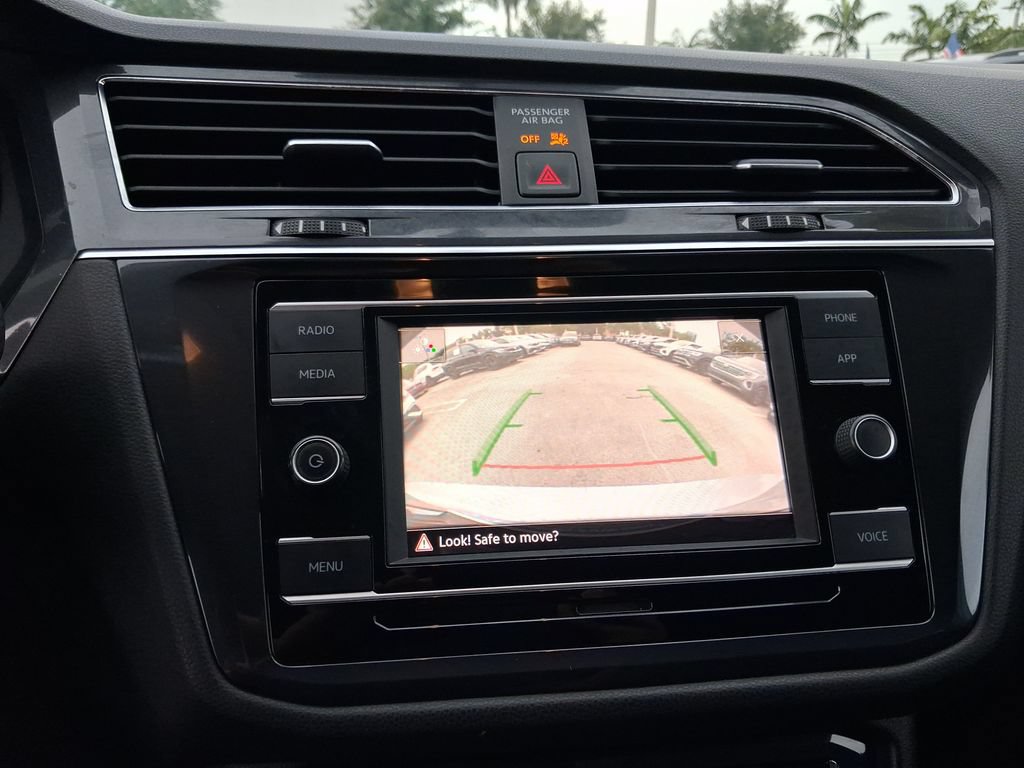Used 2021 Volkswagen Tiguan S FWD image 23