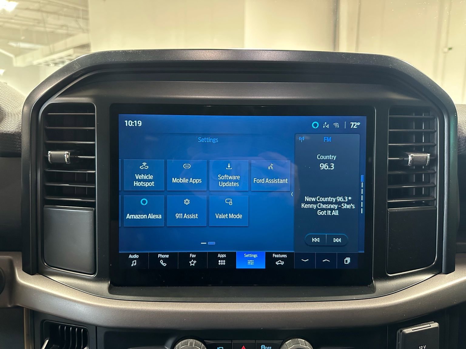 Used 2025 Ford F150 XL w/ Equipment Group 103A High image 30