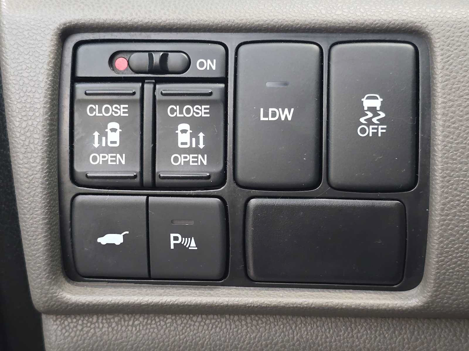 Used 2014 Honda Odyssey Touring image 18