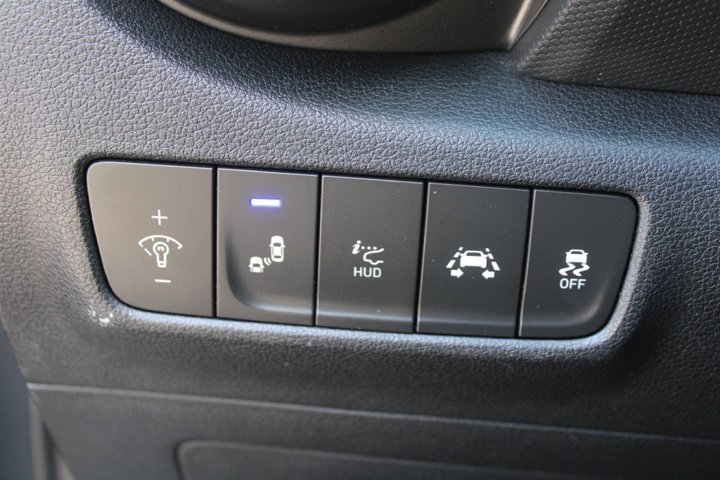 Used 2019 Hyundai Kona Ultimate FWD image 24