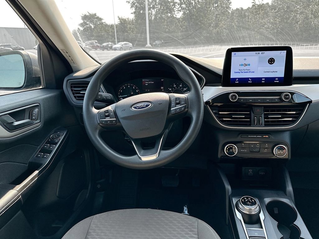 Used 2022 Ford Escape SE image 28