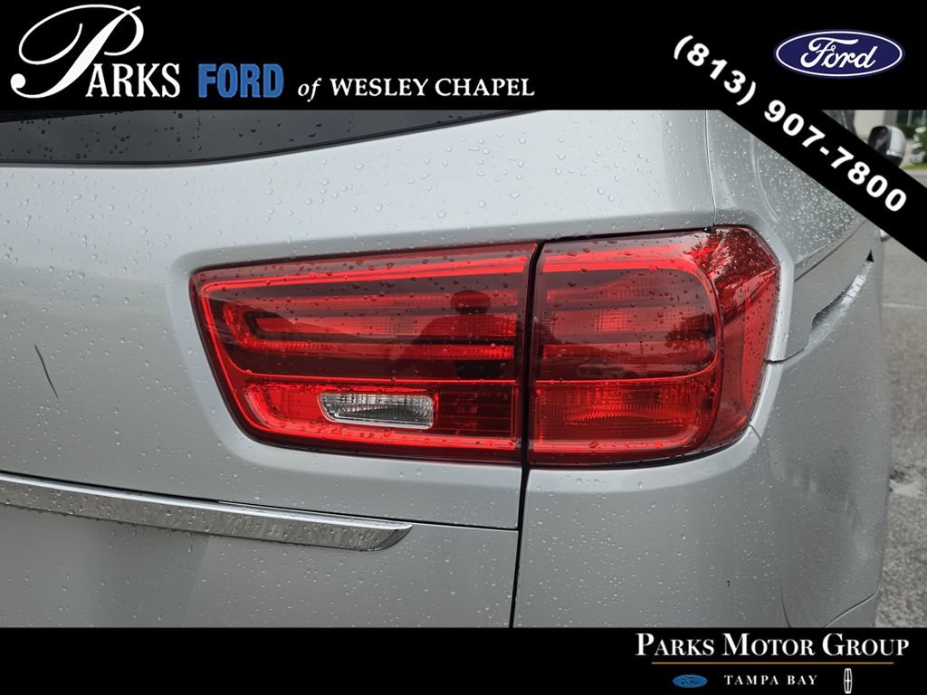 Used 2021 Kia Sedona LX FWD image 8