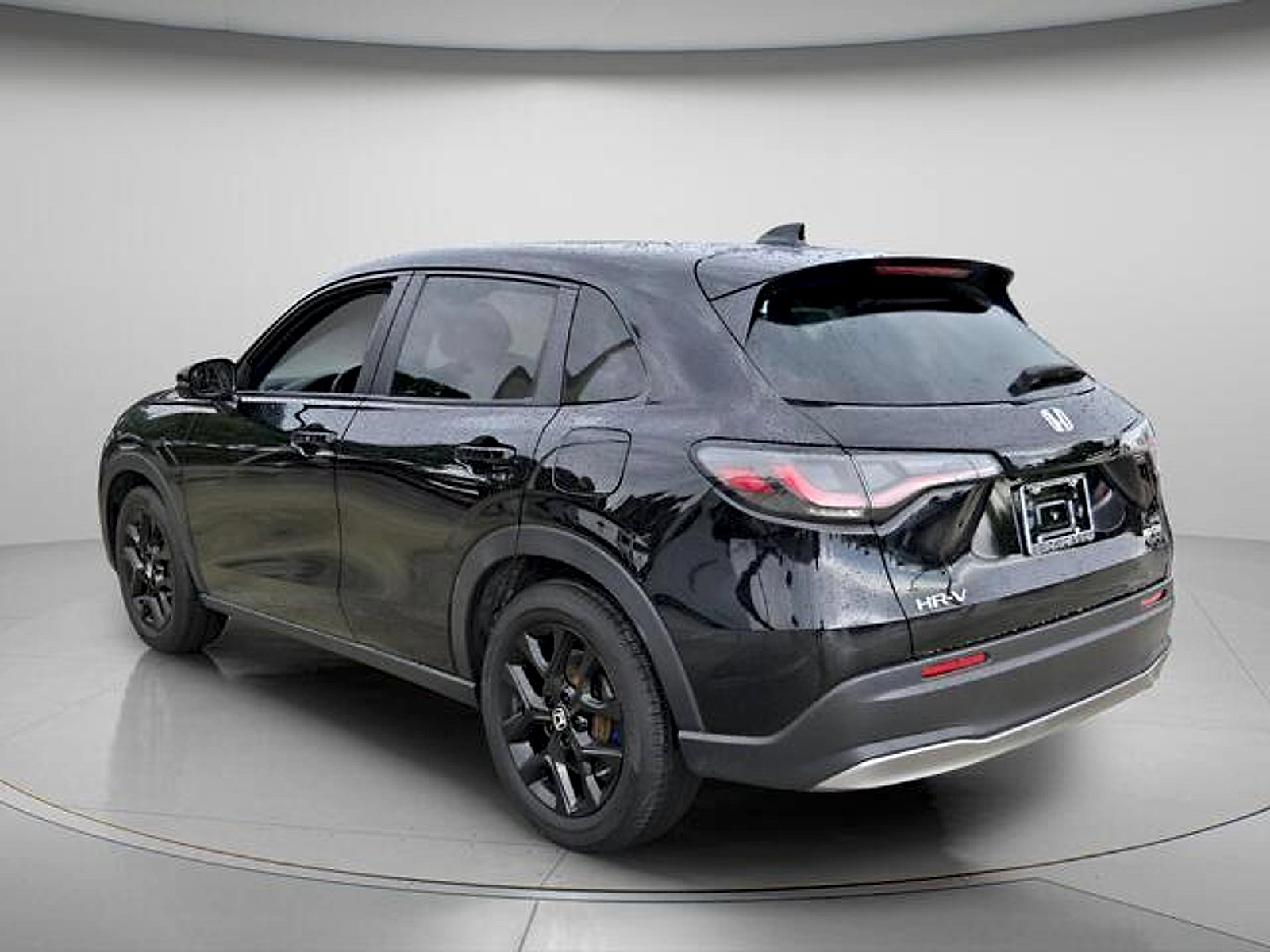 Used 2024 Honda HR-V Sport image 8