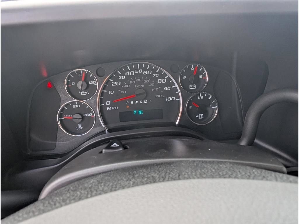 New 2025 Chevrolet Express 2500 w/ Driver Convenience Package RWD image 19