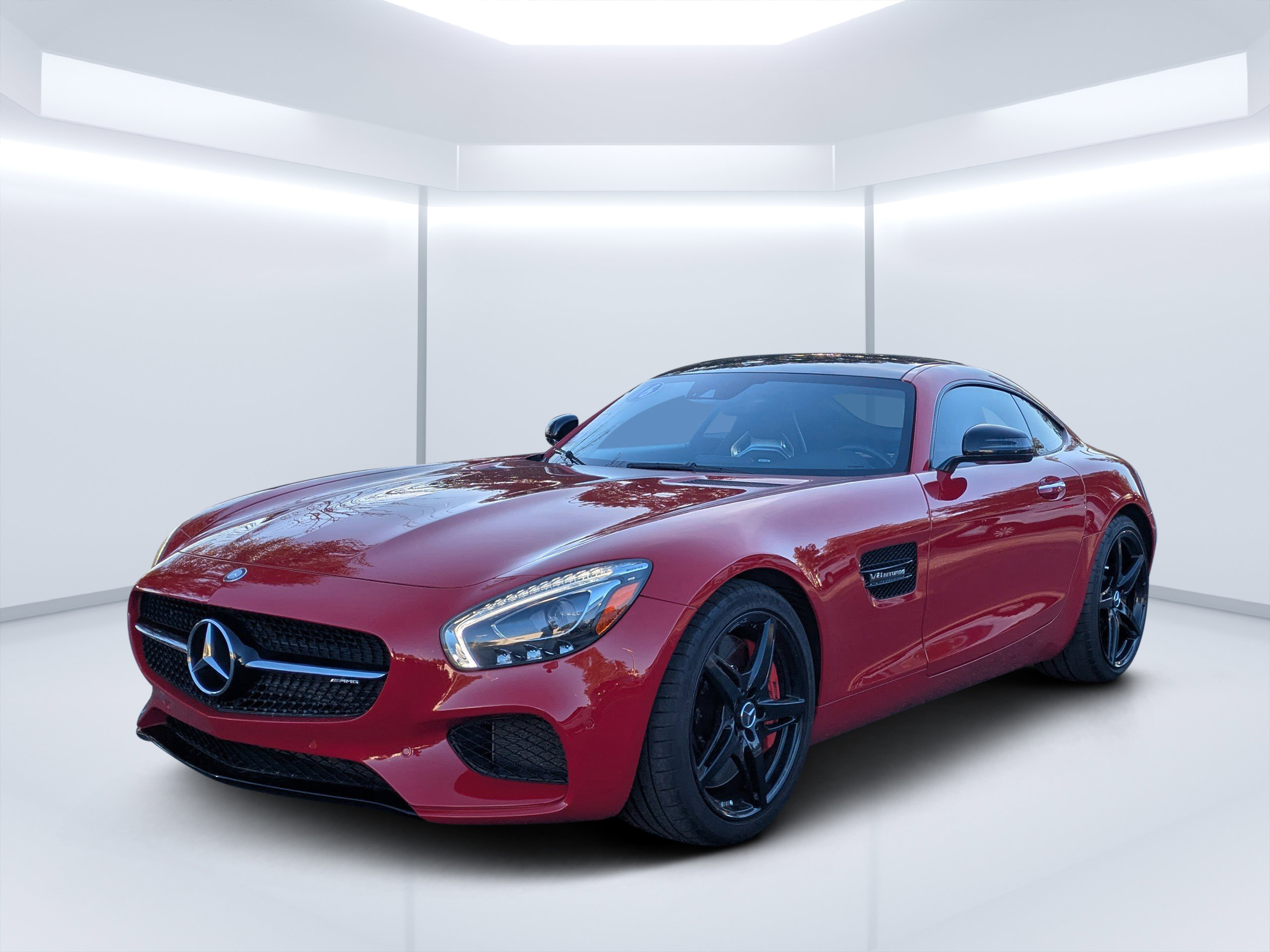 Used 2016 Mercedes-Benz AMG GT S w/ Exclusive Interior Package image 10