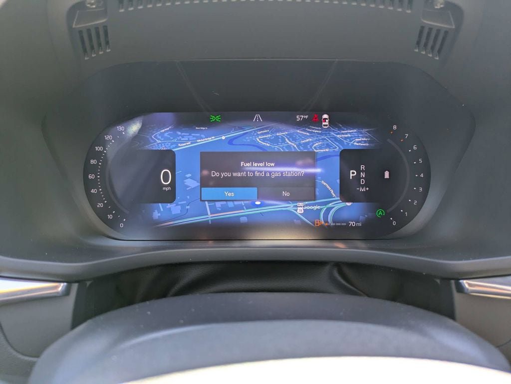 New 2026 Volvo XC60 B5 Plus w/ Protection Package Premier image 29