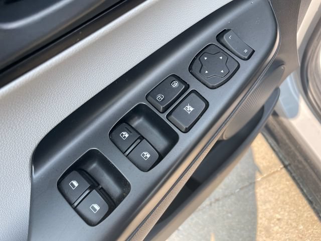 Used 2023 Hyundai Kona SEL FWD image 21