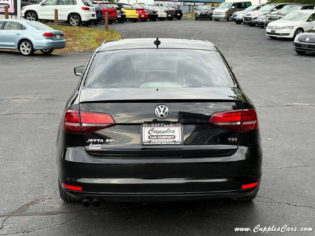 Used 2016 Volkswagen Jetta SEL w/ Lighting Package image 28