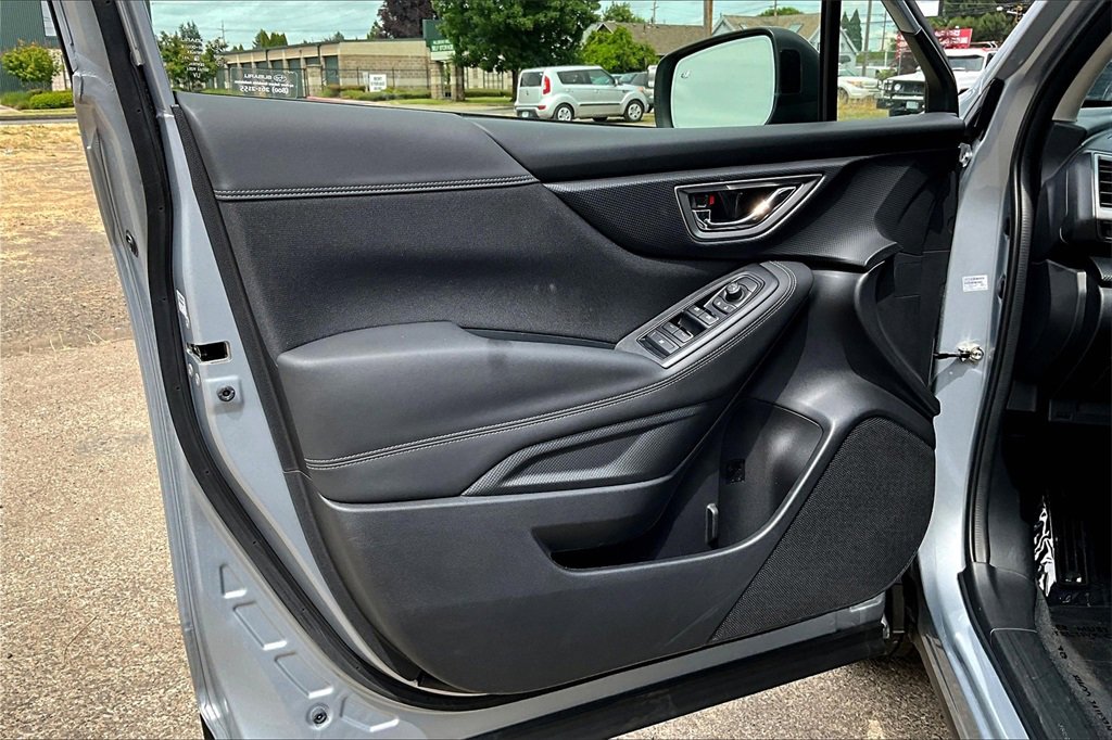 Used 2024 Subaru Forester Premium image 22