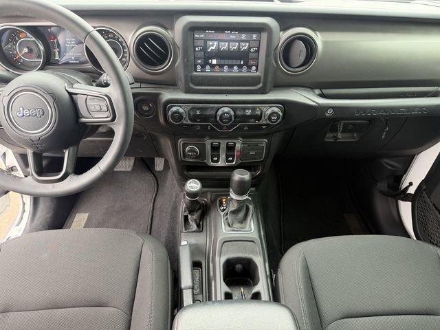 Used 2023 Jeep Wrangler Sport S image 11