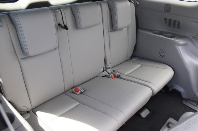 Used 2016 Toyota Highlander XLE FWD image 18