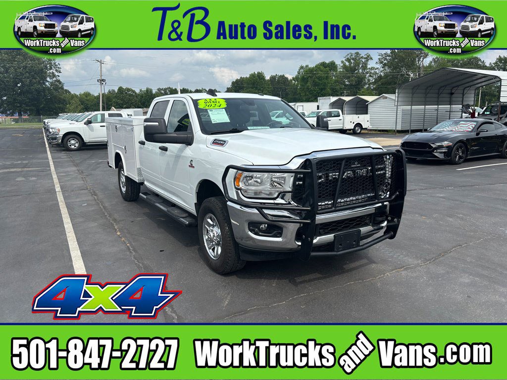 Used 2024 RAM 2500 Tradesman w/ Chrome Appearance Group image 1
