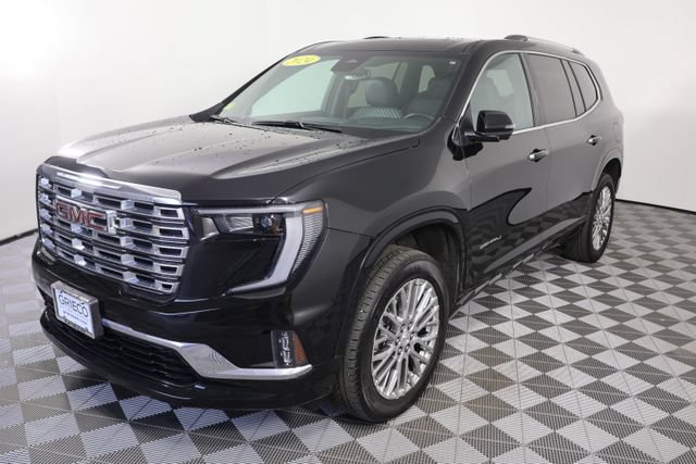 Used 2024 GMC Acadia Denali AWD/4WD image 4