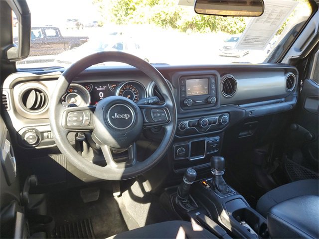 Used 2021 Jeep Gladiator Sport image 10