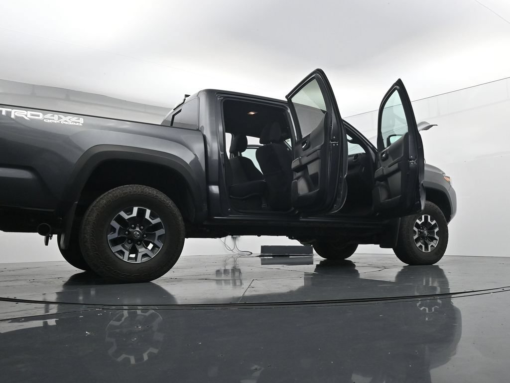 Used 2023 Toyota Tacoma TRD Off-Road AWD/4WD image 39