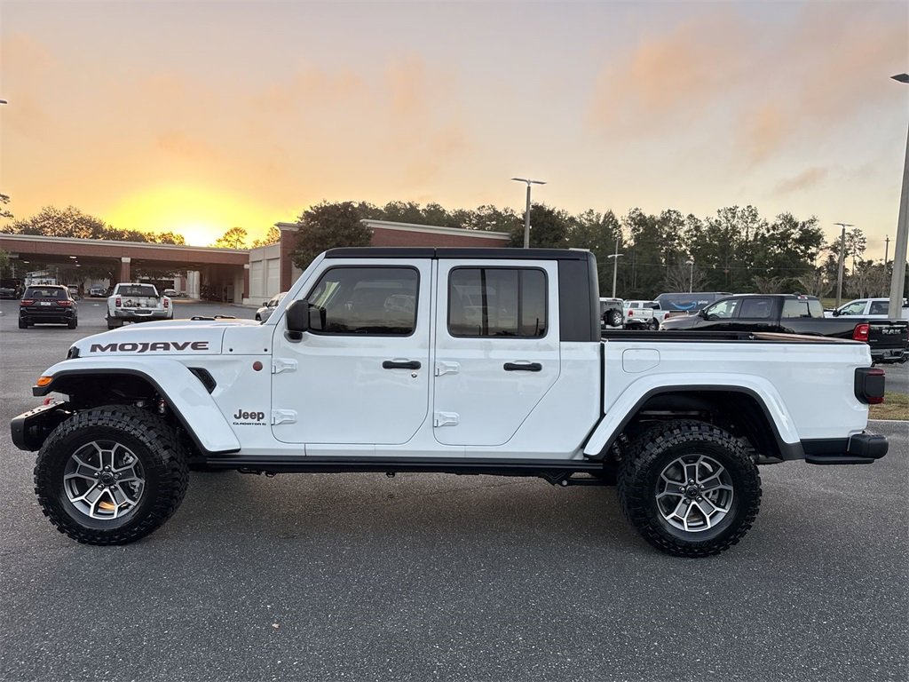 New 2025 Jeep Gladiator Mojave w/ Steel Bumper Group image 6