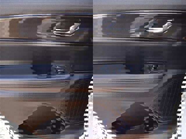 Used 2023 Jeep Grand Cherokee L Laredo image 31