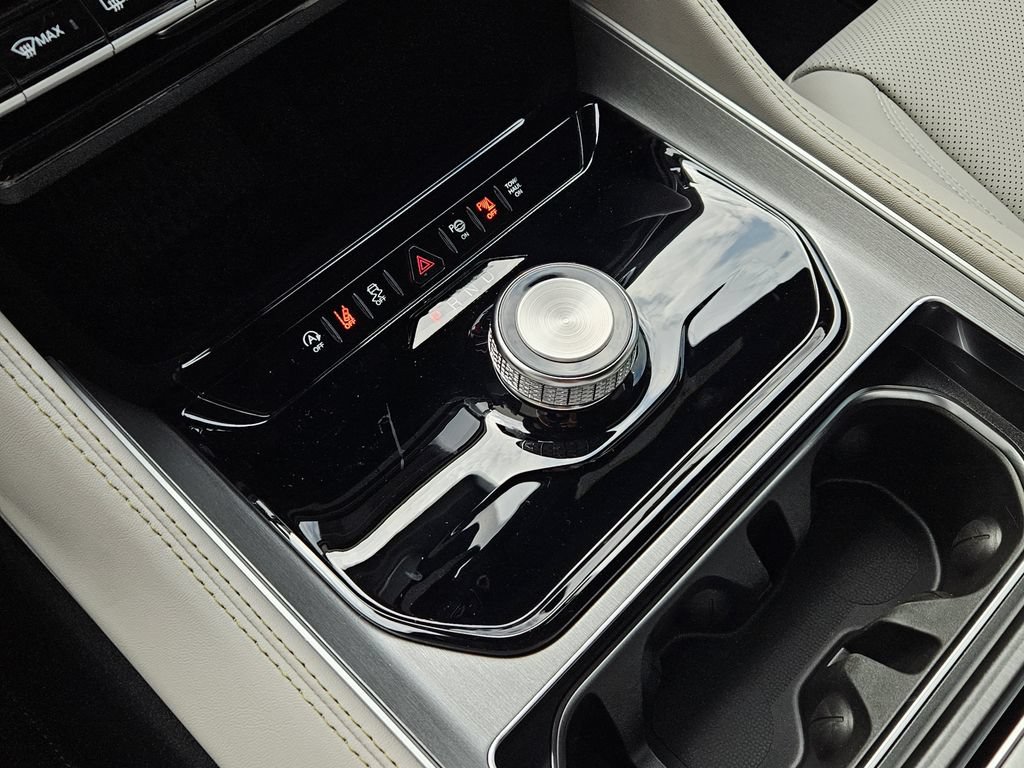 New 2026 Jeep Grand Wagoneer 2WD w/ Premium Group I image 19
