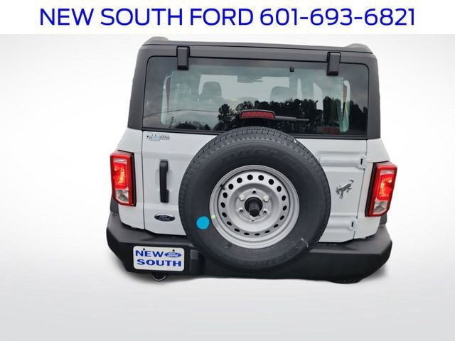 New 2025 Ford Bronco 4-Door AWD/4WD image 11