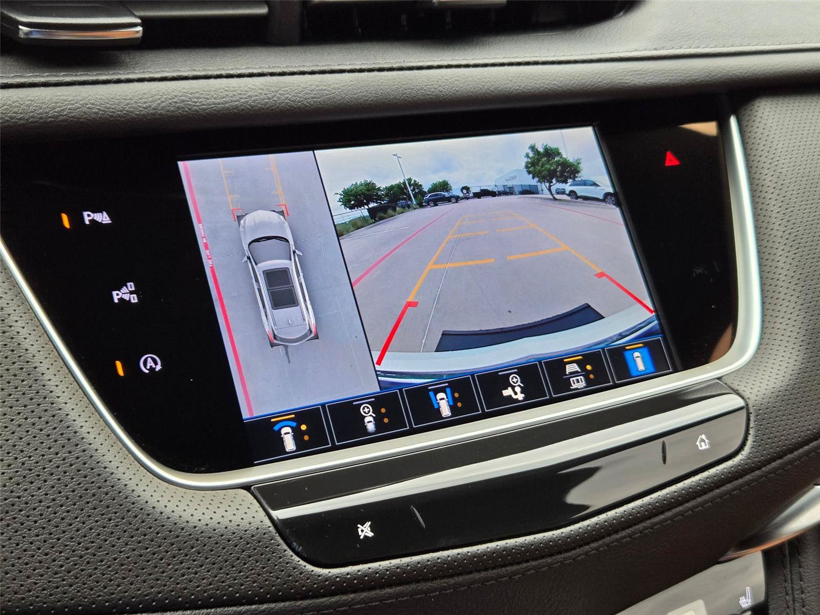 New 2026 Cadillac XT5 Premium Luxury w/ Driver Assist Package FWD image 19
