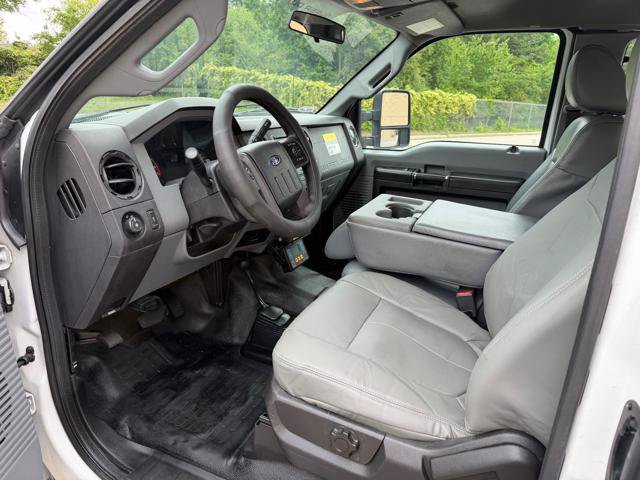 Used 2016 Ford F250 XL w/ Power Equipment Group AWD/4WD image 27