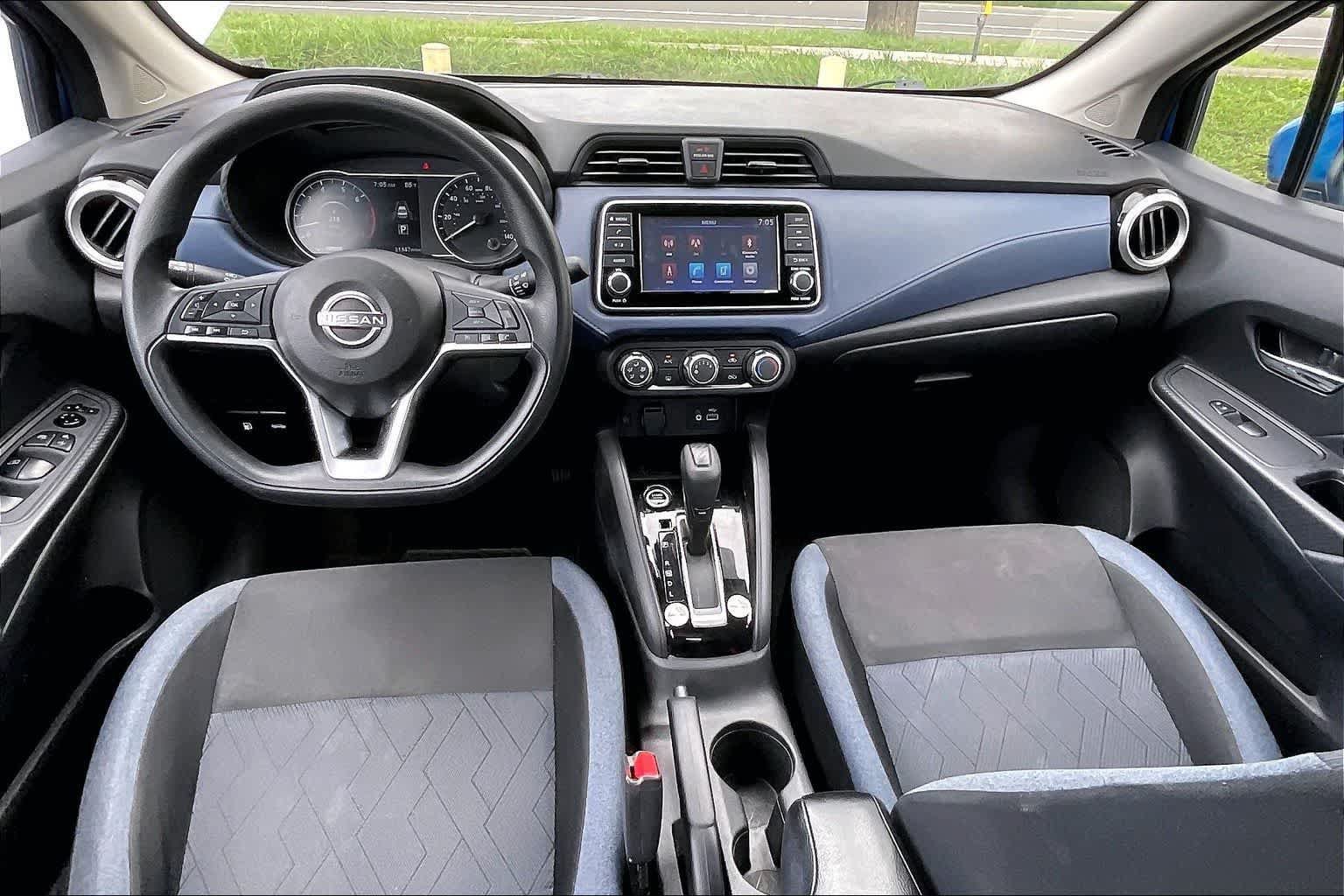 Used 2023 Nissan Versa SV FWD image 10