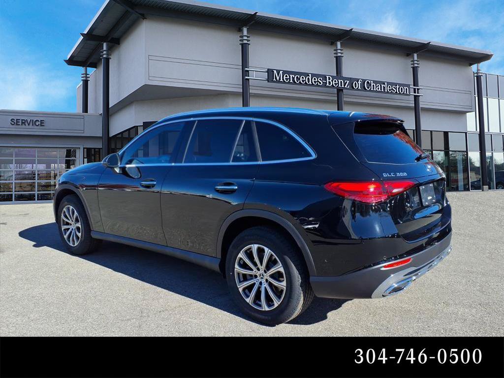 Used 2026 Mercedes-Benz GLC 300 4MATIC image 5