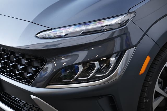 Used 2023 Hyundai Kona Limited image 11