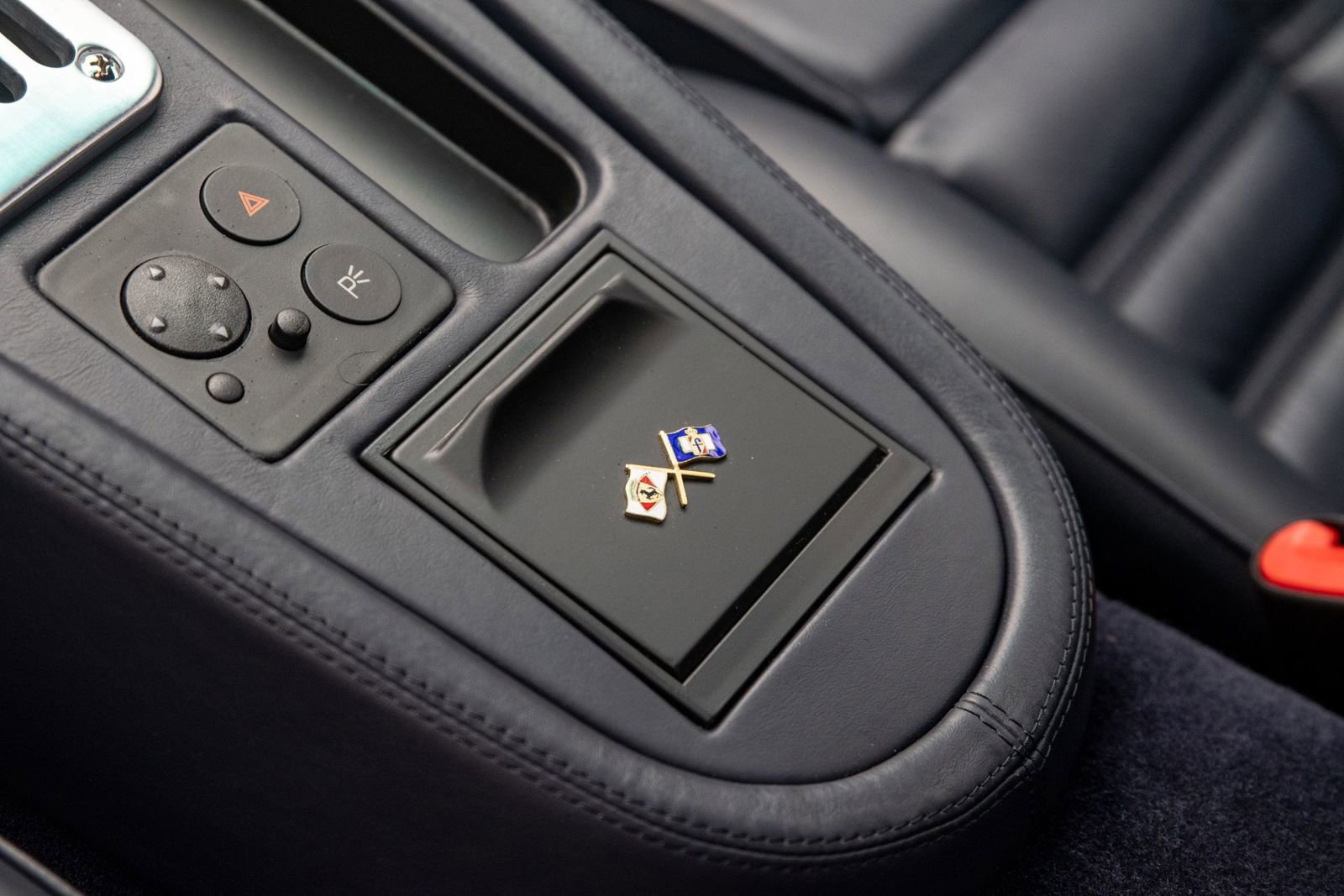 Used 1999 Ferrari 550 Maranello Coupe RWD image 18