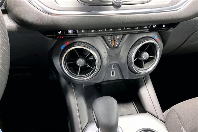 Used 2025 Chevrolet Blazer LT image 16