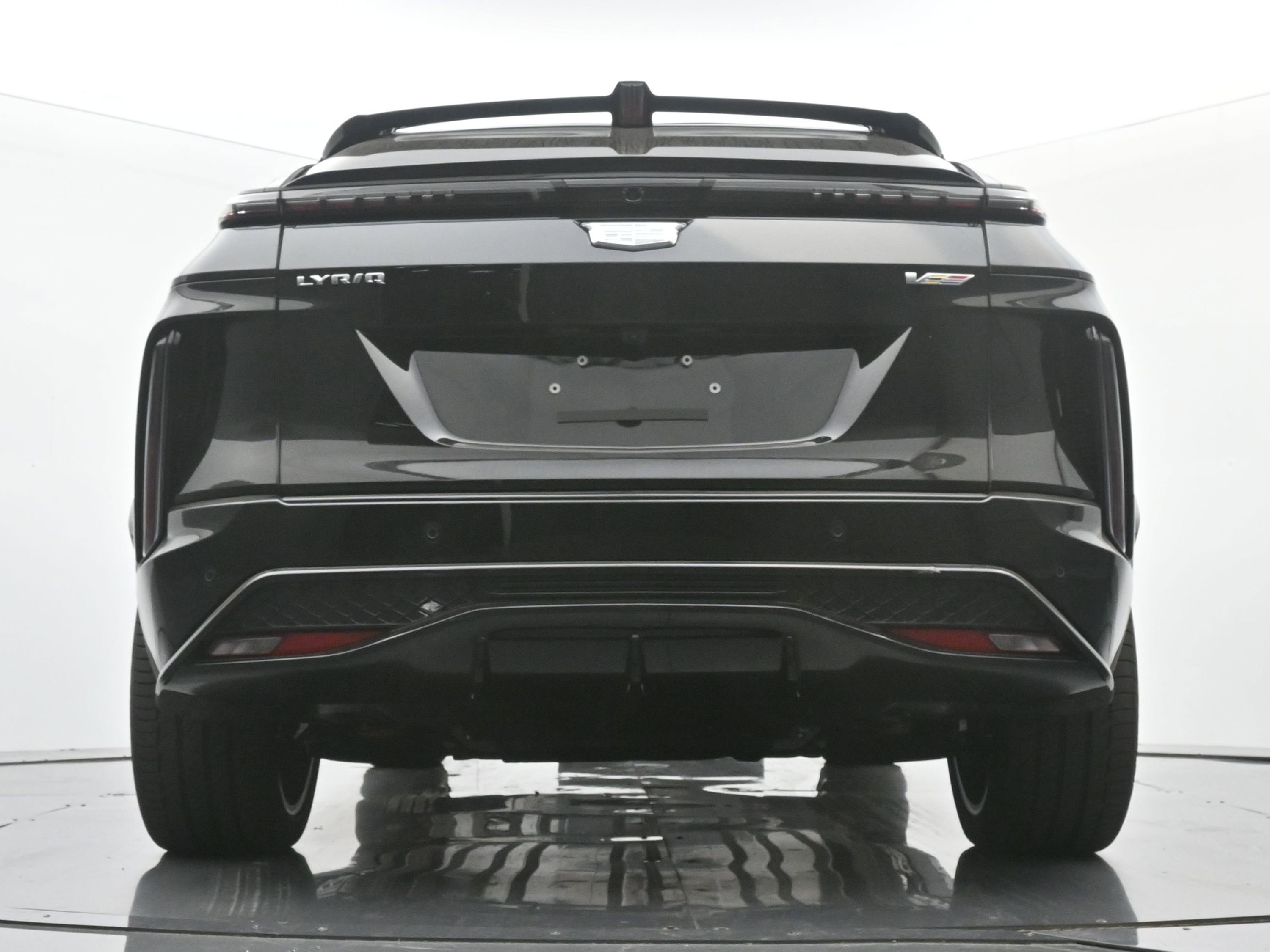 New 2026 Cadillac Lyriq V image 18