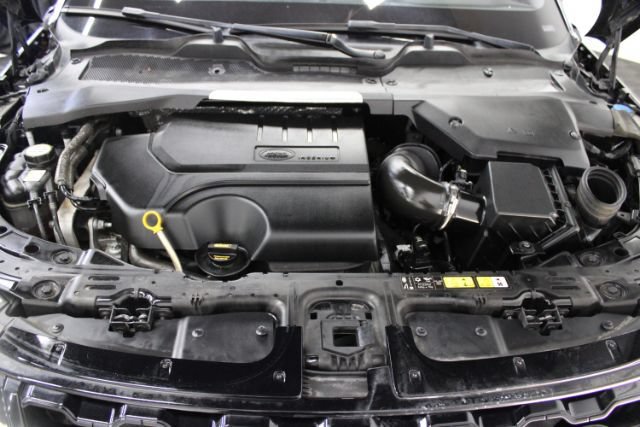 Used 2020 Land Rover Range Rover Evoque SE AWD/4WD image 25