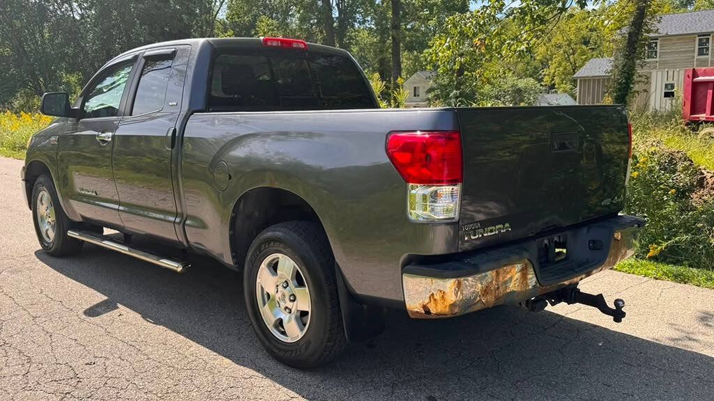 Used 2012 Toyota Tundra 4x4 Double Cab w/ SR5 Pkg image 5