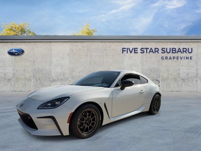 Used 2023 Toyota GR86 Premium RWD image 4