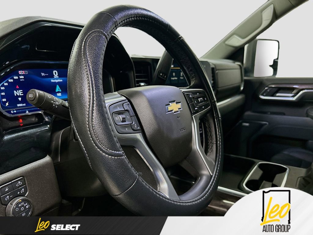 Certified 2025 Chevrolet Silverado 3500 LTZ w/ LTZ Convenience Package image 11