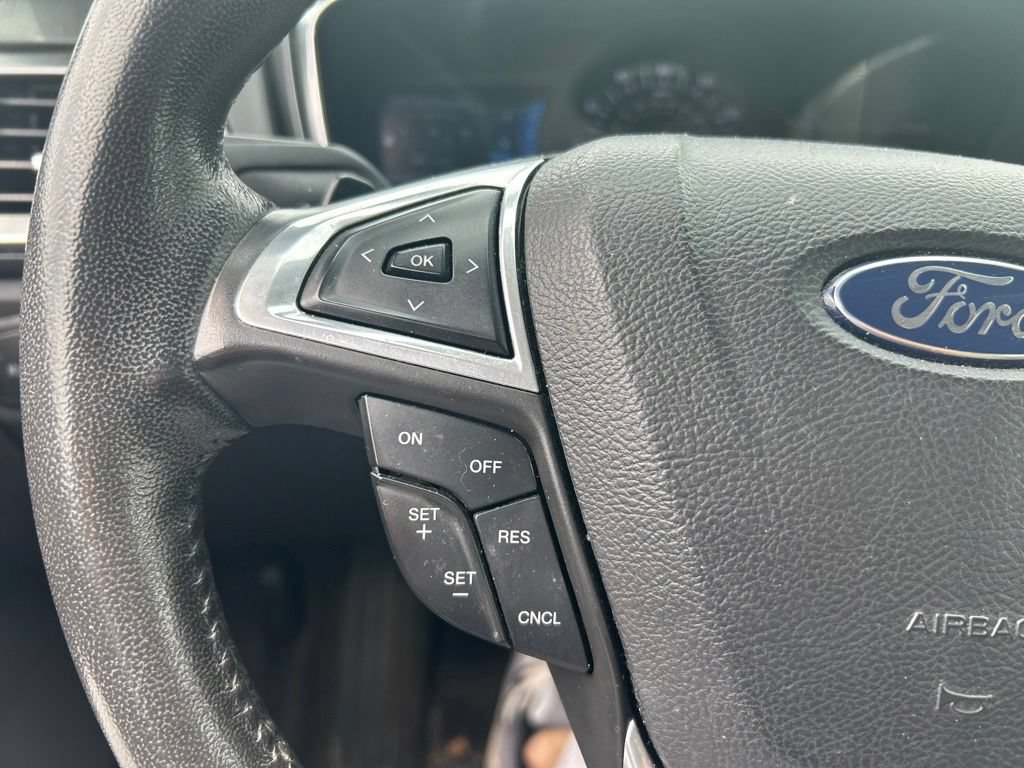 Used 2013 Ford Fusion Titanium FWD image 10
